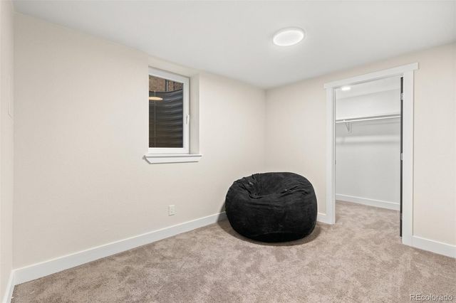 2655 Monaco Parkway, Denver, CO 80207