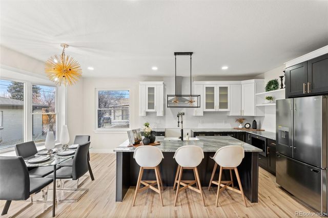 2655 Monaco Parkway, Denver, CO 80207