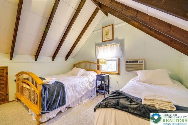 2158 Tuscarora Drive, Coolbaugh Twp, PA 18347