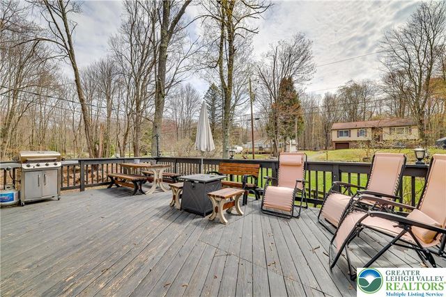 2158 Tuscarora Drive, Coolbaugh Twp, PA 18347