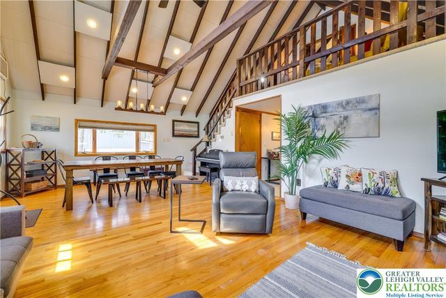 2158 Tuscarora Drive, Coolbaugh Twp, PA 18347