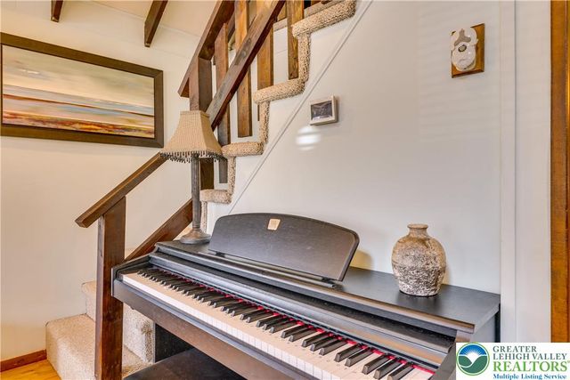 2158 Tuscarora Drive, Coolbaugh Twp, PA 18347