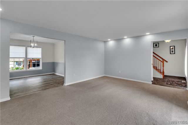 2445 King Fisher Lane, Wheatfield, NY 14304