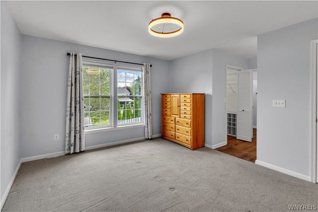 2445 King Fisher Lane, Wheatfield, NY 14304
