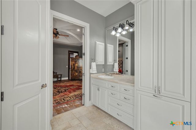 838 Lodge Creek Drive, New Braunfels, TX 78132