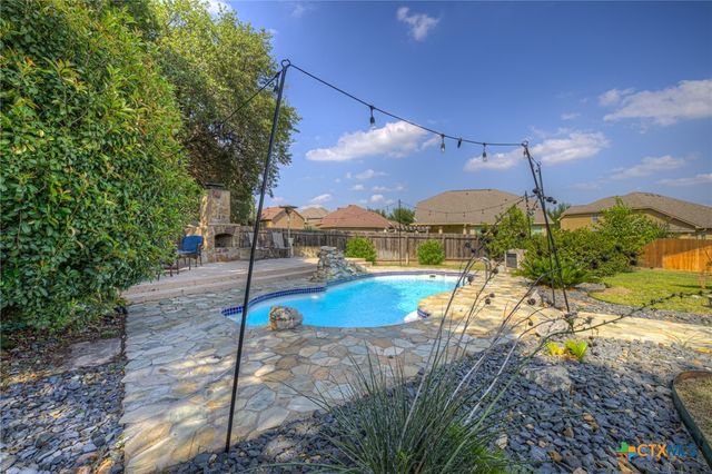838 Lodge Creek Drive, New Braunfels, TX 78132