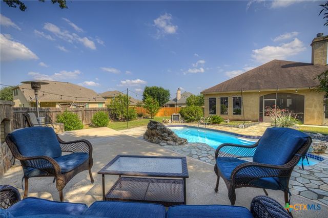 838 Lodge Creek Drive, New Braunfels, TX 78132