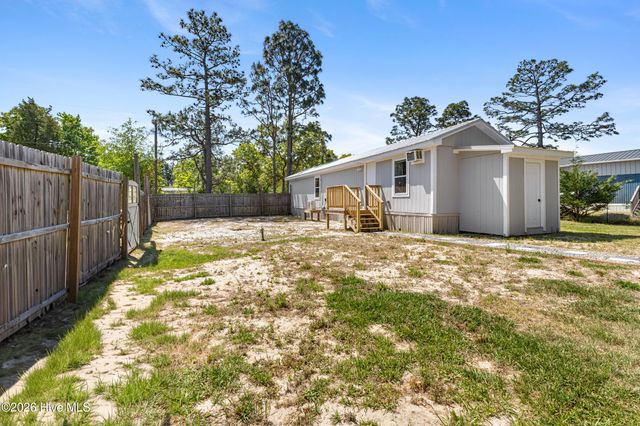 85 Kerrie Street, Currie, NC 28435