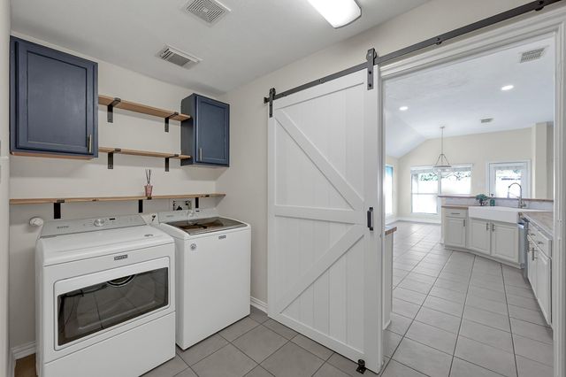 11906 Aerie Drive, Tomball, TX 77377