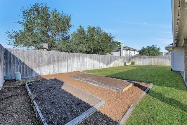 11906 Aerie Drive, Tomball, TX 77377