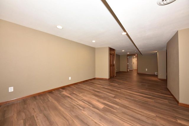 N84W18110 Menomonee AVENUE, Menomonee Falls, WI 53051