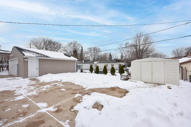 N84W18110 Menomonee AVENUE, Menomonee Falls, WI 53051
