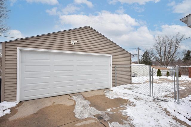 N84W18110 Menomonee AVENUE, Menomonee Falls, WI 53051