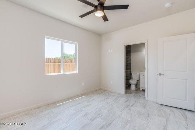 360 E Aircraft Road, Tucson, AZ 85706
