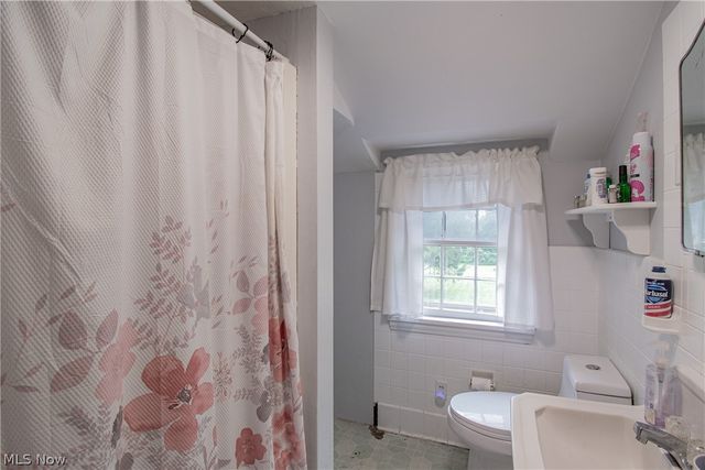 1410 Schneider Street NE, Canton, OH 44721