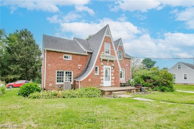 1410 Schneider Street NE, Canton, OH 44721