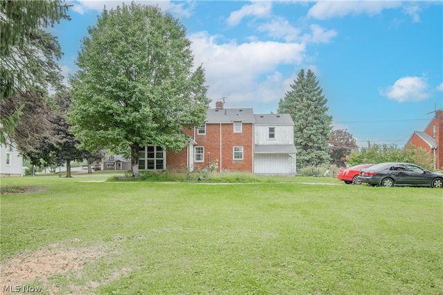 1410 Schneider Street NE, Canton, OH 44721