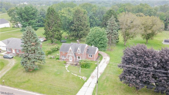 1410 Schneider Street NE, Canton, OH 44721