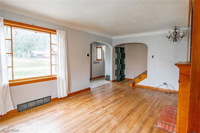 1410 Schneider Street NE, Canton, OH 44721