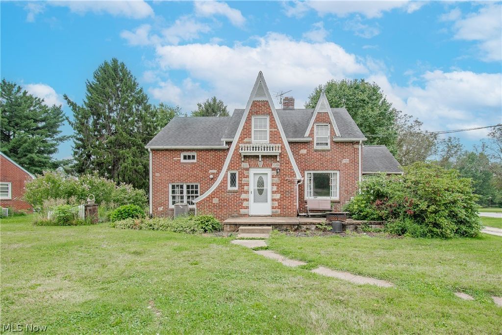 1410 Schneider Street NE, Canton, OH 44721