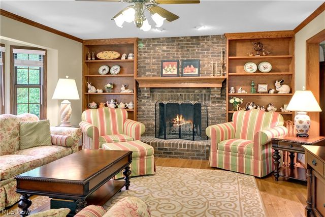 8015 Hansom Place, Mentor, OH 44060