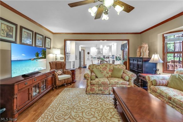 8015 Hansom Place, Mentor, OH 44060