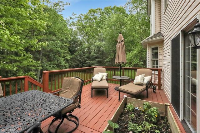 8015 Hansom Place, Mentor, OH 44060