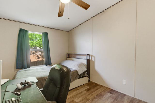 1404 Sheri Lane N, Pelican Bay, TX 76020