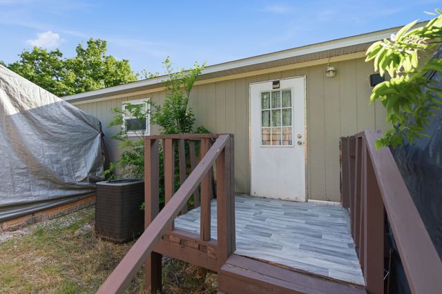 1404 Sheri Lane N, Pelican Bay, TX 76020