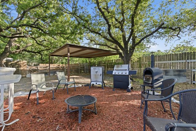 1404 Sheri Lane N, Pelican Bay, TX 76020
