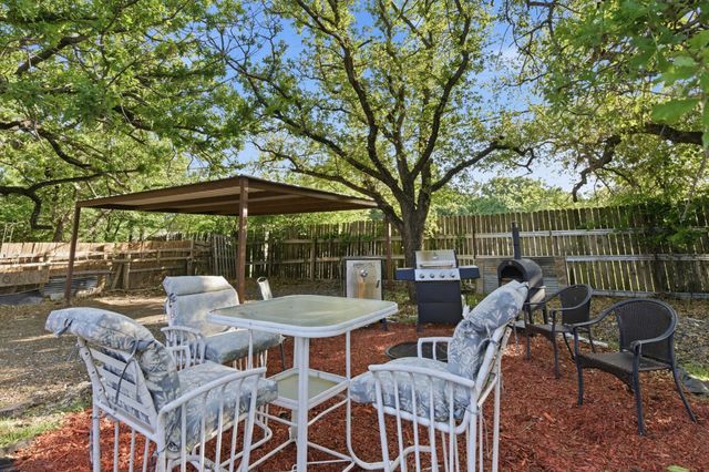 1404 Sheri Lane N, Pelican Bay, TX 76020