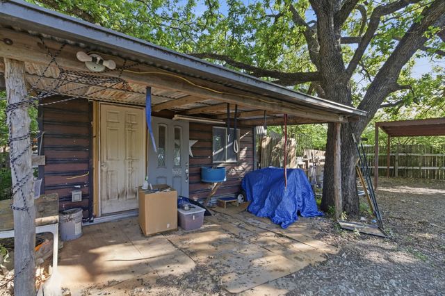 1404 Sheri Lane N, Pelican Bay, TX 76020