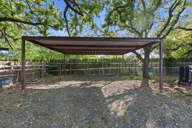 1404 Sheri Lane N, Pelican Bay, TX 76020