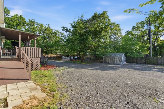 1404 Sheri Lane N, Pelican Bay, TX 76020