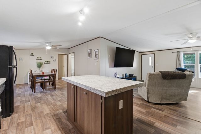 1404 Sheri Lane N, Pelican Bay, TX 76020