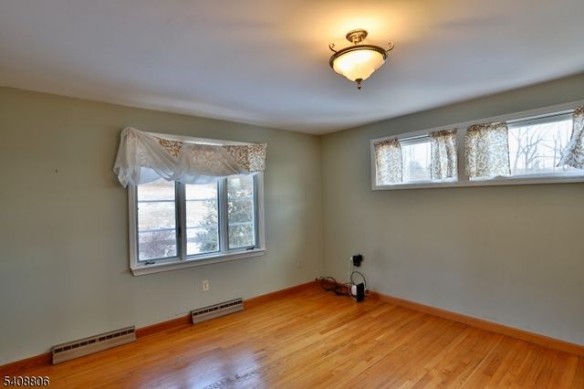 39 Upper Kingtown Rd, Franklin Twp., NJ 08867