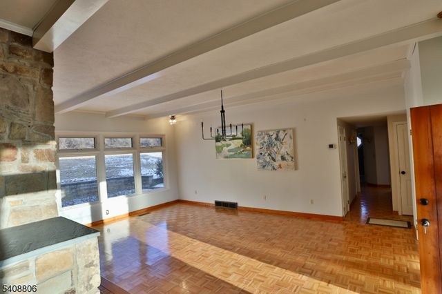 39 Upper Kingtown Rd, Franklin Twp., NJ 08867