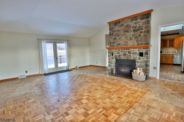 39 Upper Kingtown Rd, Franklin Twp., NJ 08867