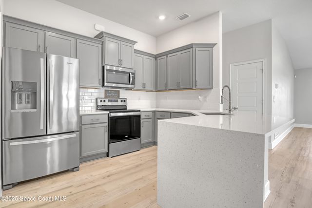 2438 Bonnyton Lane NW, Palm Bay, FL 32907