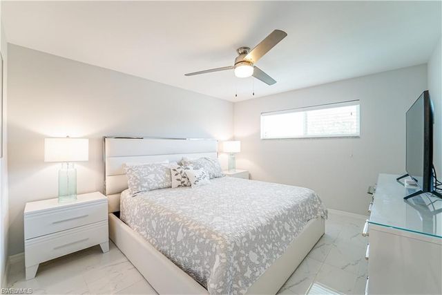 1100 8th AVE S 306C, Naples, FL 34102