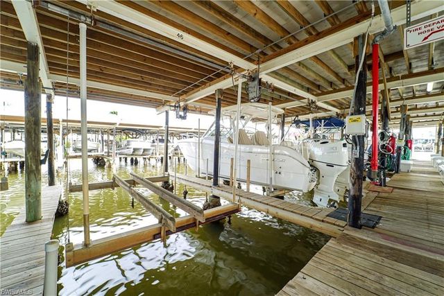 1100 8th AVE S 306C, Naples, FL 34102