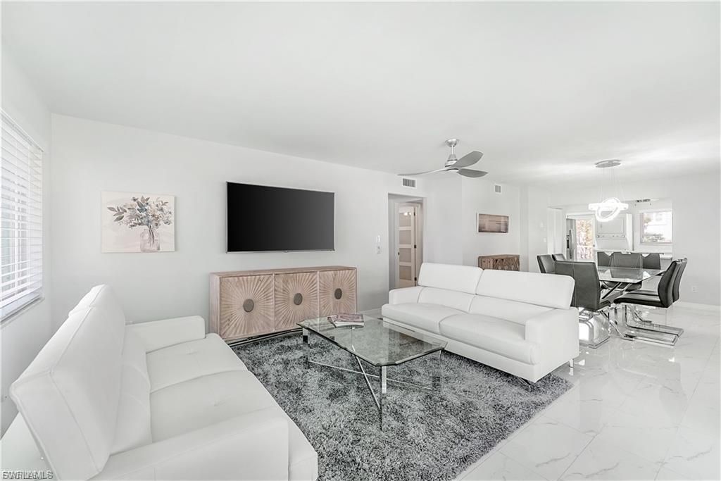 1100 8th AVE S 306C, Naples, FL 34102