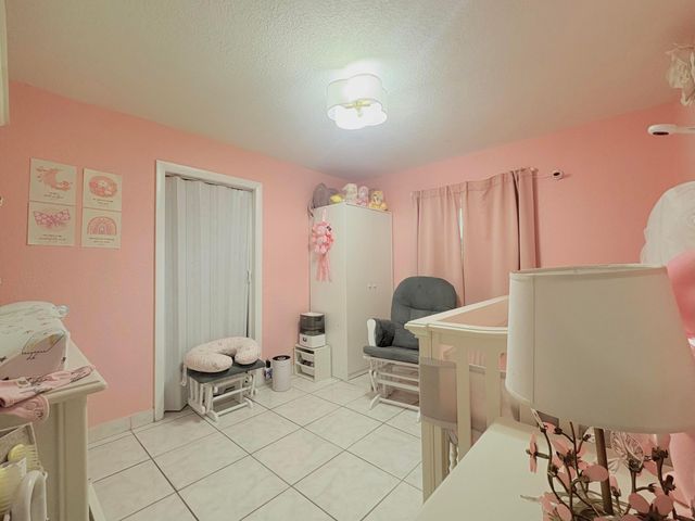 2743 Kentucky Street, West Palm Beach, FL 33406