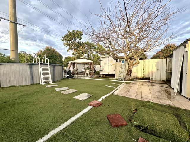 2743 Kentucky Street, West Palm Beach, FL 33406