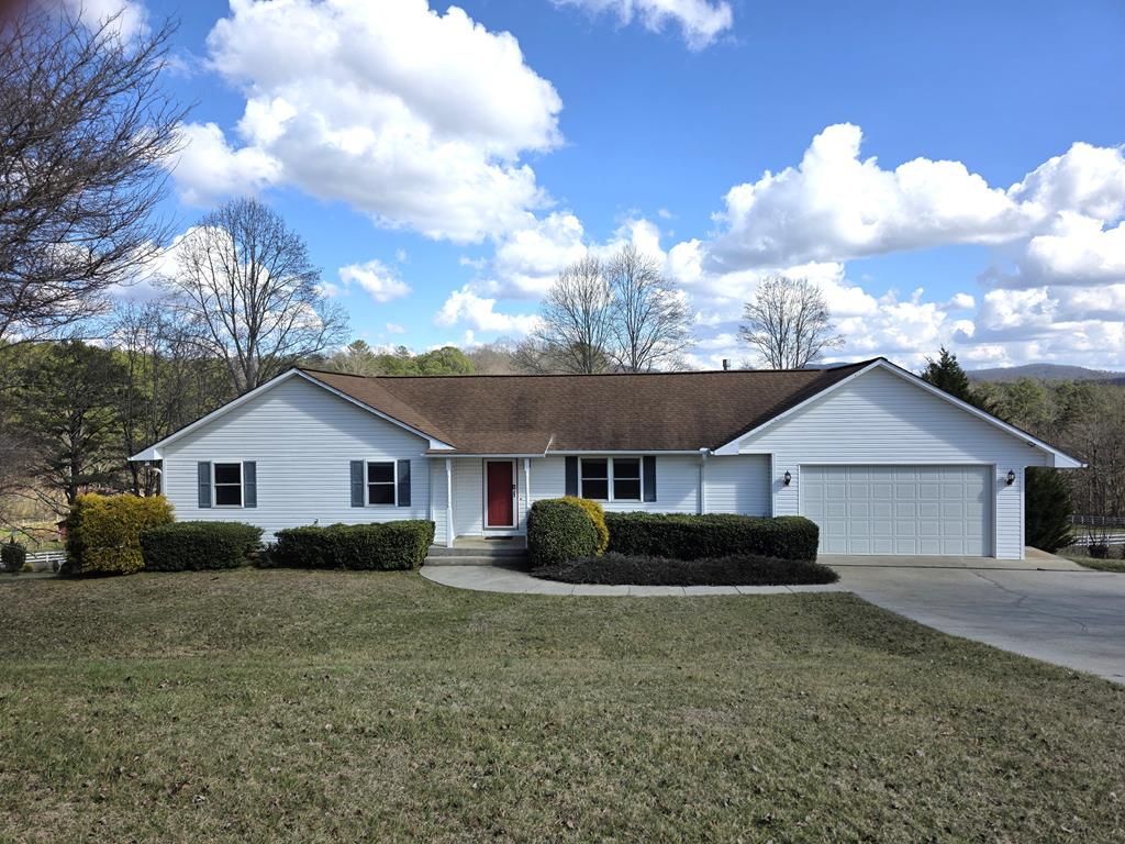 971 Lance Road, Murphy, NC 28906