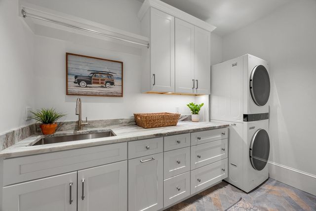 4 Monomoy Lane, Orleans, MA 02653