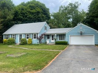 6 Harvard Road, Ledyard, CT 06335