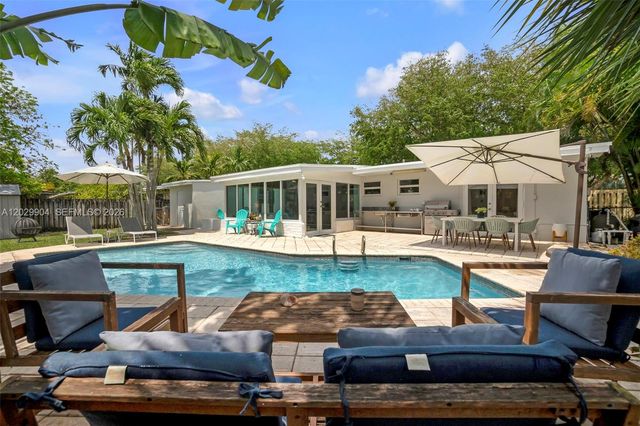 270 NE 123rd St, North Miami, FL 33161