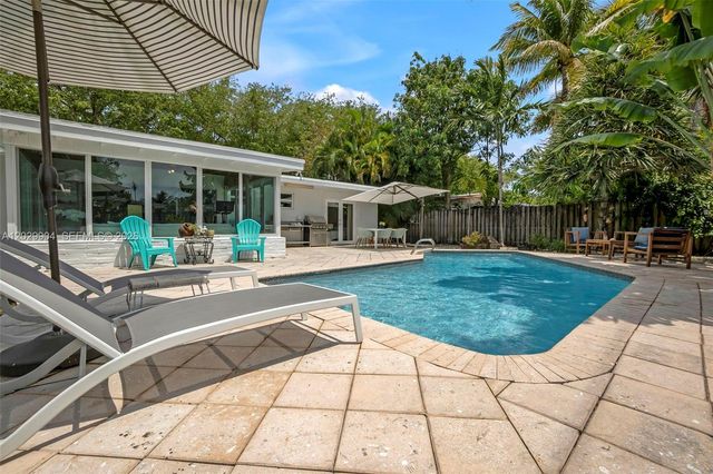270 NE 123rd St, North Miami, FL 33161