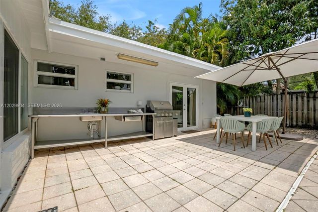 270 NE 123rd St, North Miami, FL 33161
